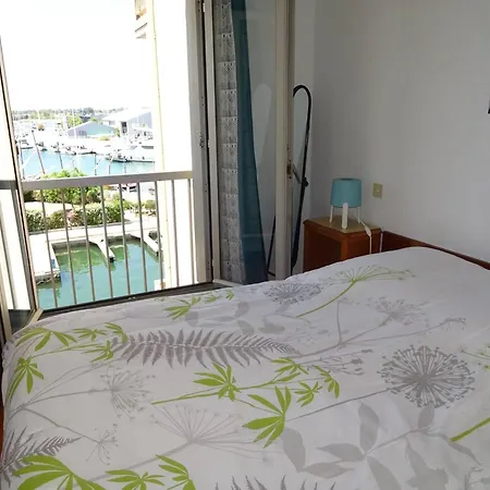 Apartment 2p Vue Marina Avec Terrasse Et Parking - Fr-1-833-15 *